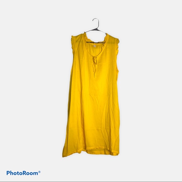 Old Navy Dresses & Skirts - Old Navy Eyelet  Strappy Dress Yellow XXL